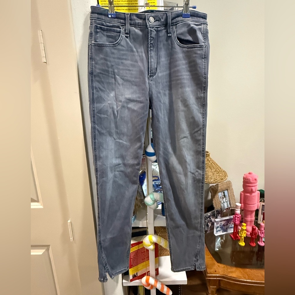 A&F Gray high Rise Ankle Skinny Jeans 28